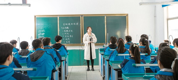 柞水引入导师机制，准确把握考试方向