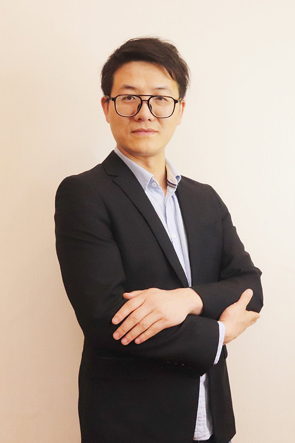 柞水李林科 本科学历,毕业于西安石油大学