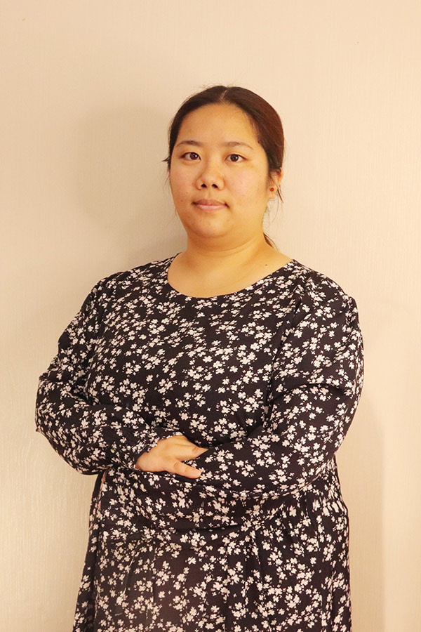 柞水候洋  本科学历，优秀班主任