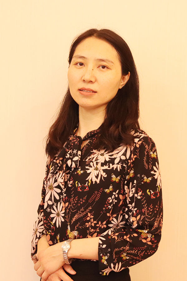 柞水王晓娜 研究生学历,毕业于华南师范大学